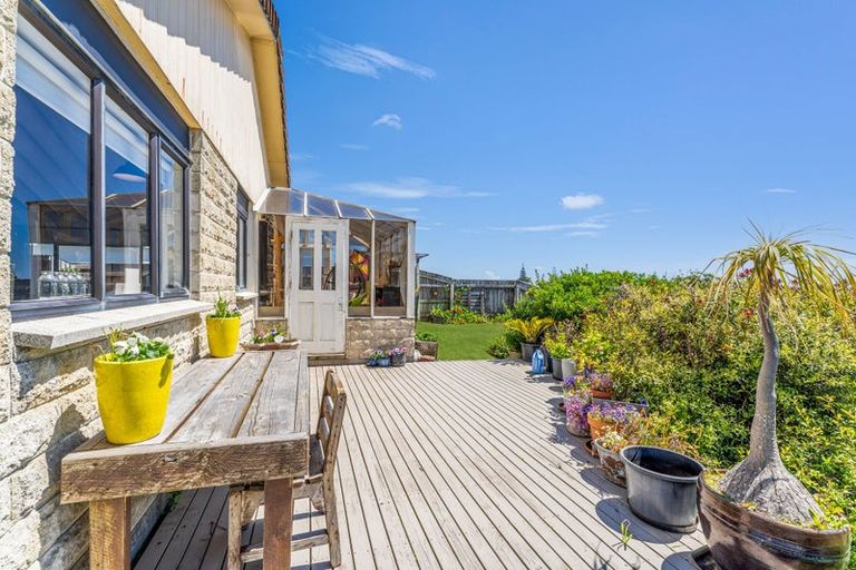 Photo of property in 14 Koromiko Street, Otaki Beach, Otaki, 5512
