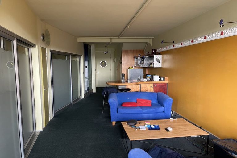 Photo of property in Qba Apartments, 3h/51 Webb Street, Mount Cook, Wellington, 6011