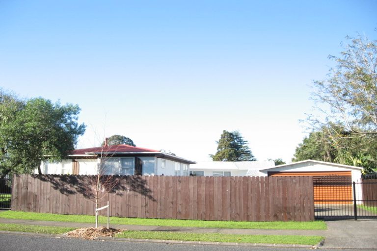 Photo of property in 3 Addington Avenue, Manurewa, Auckland, 2102