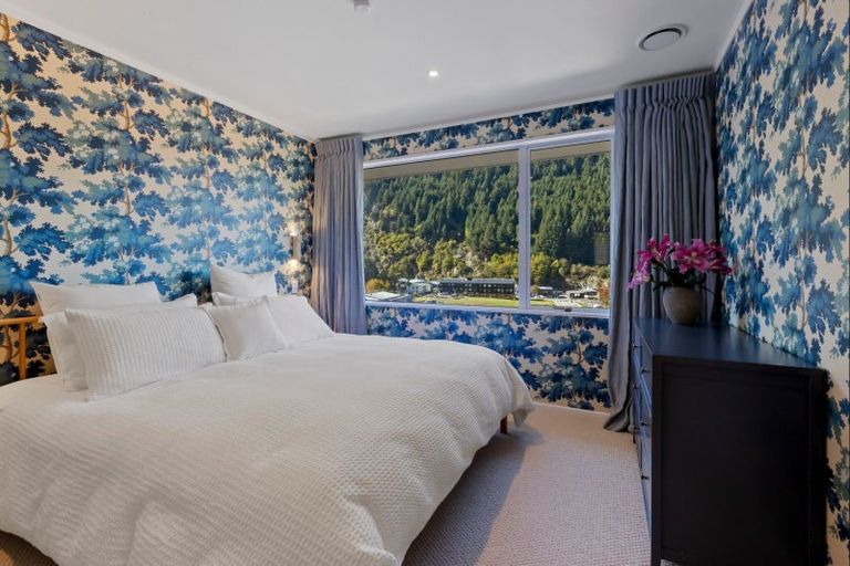Photo of property in 54 Huff Street, Queenstown, 9300