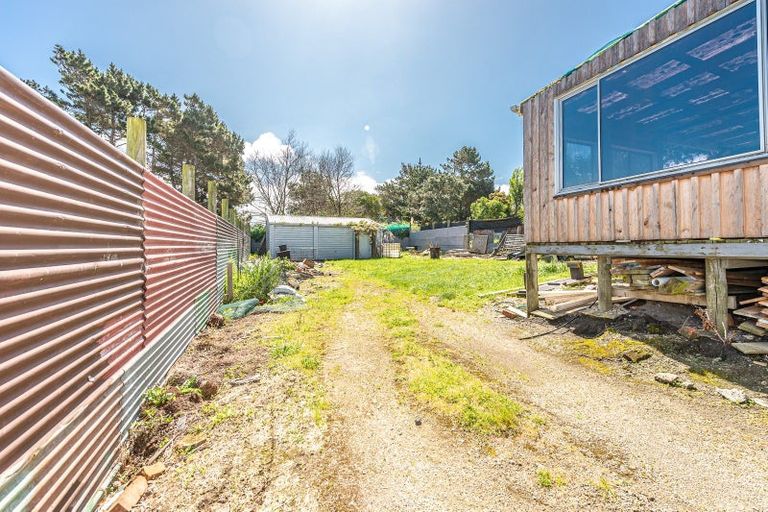 Photo of property in 25 Manuka Street, Castlecliff, Whanganui, 4501