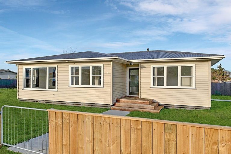 Photo of property in 34 James Street, Dannevirke, 4930
