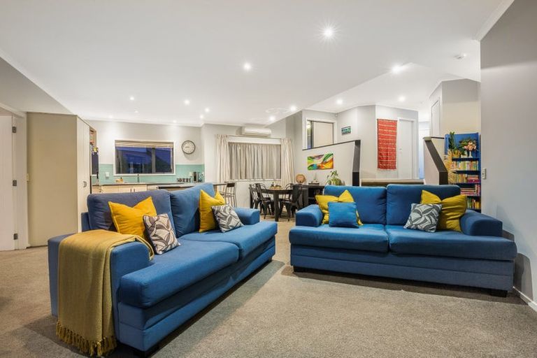 Photo of property in 26 Navigation Drive, Whitby, Porirua, 5024