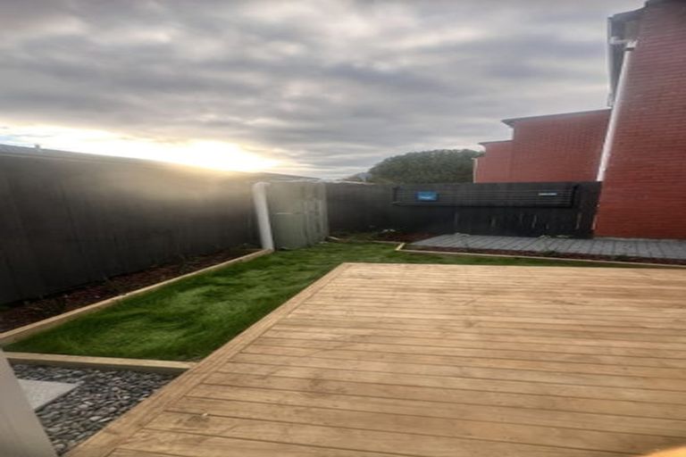Photo of property in 14a Sunlands Drive, Manurewa, Auckland, 2102