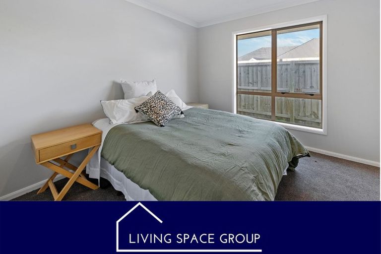 Photo of property in 29 Linkwater Way, Parklands, Christchurch, 8083