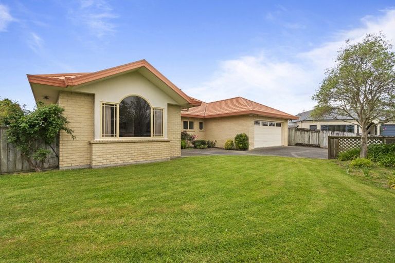Photo of property in 35 Madison Avenue, Milson, Palmerston North, 4414