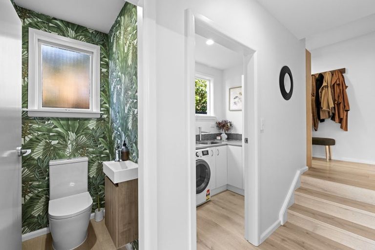 Photo of property in 21 Woodstock Place, Russley, Christchurch, 8042
