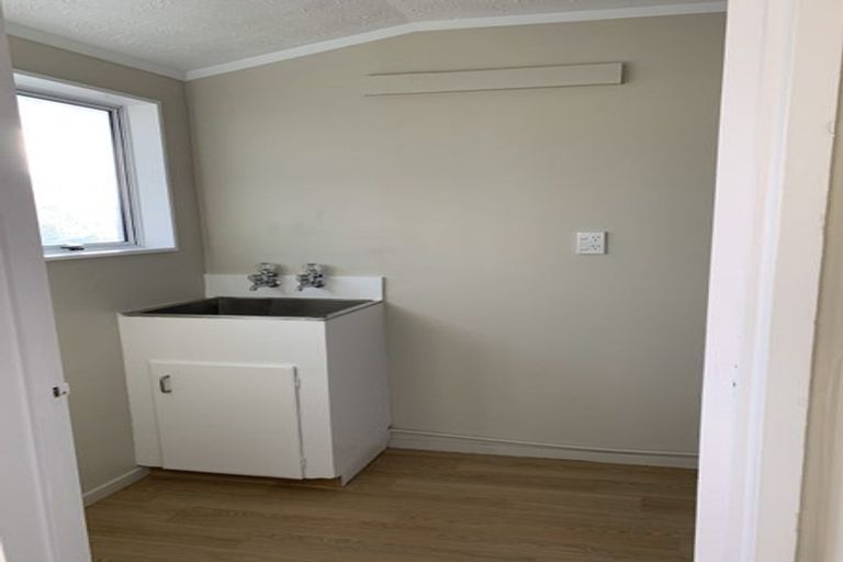Photo of property in 43 Arthur Crescent, Hilltop, Taupo, 3330