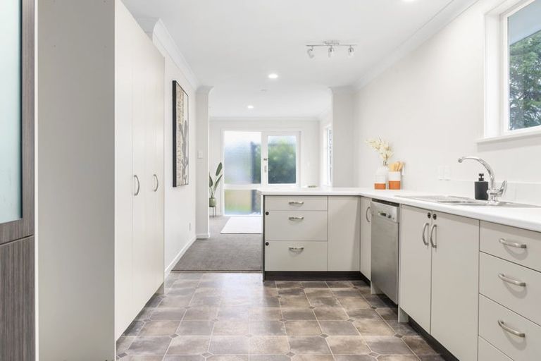 Photo of property in 42 Fox Street, Hamilton East, Hamilton, 3216