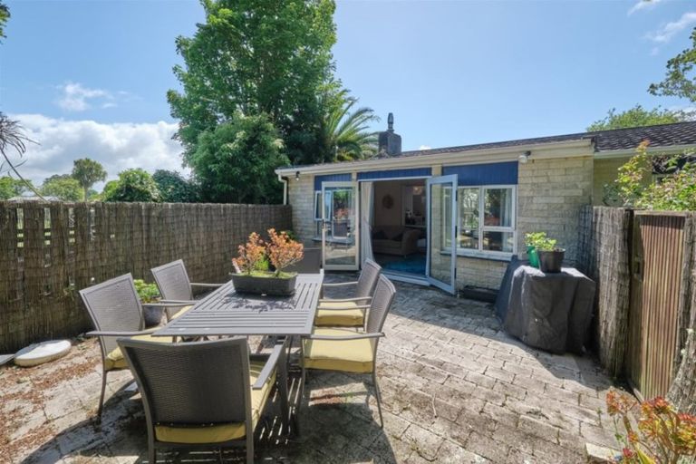 Photo of property in 121 Hamlet Street, Stratford, 4332