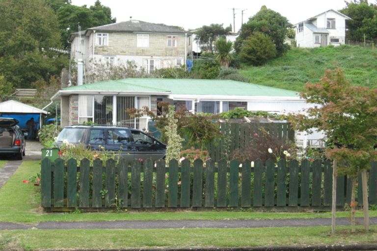 Photo of property in 21 Bear Street, Tirau, 3410