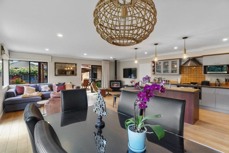 Photo of property in 110 Ayrshire Drive, Grandview Heights, Hamilton, 3200