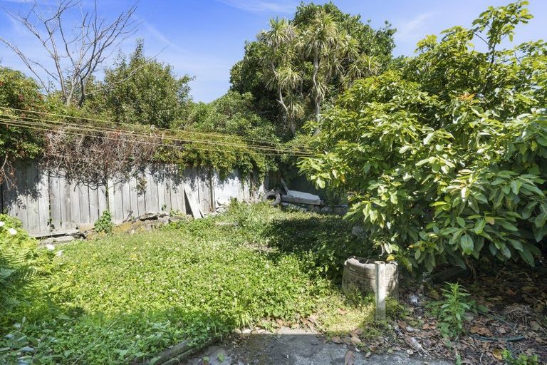 Photo of property in 81 Brougham Street, Mount Victoria, Wellington, 6011