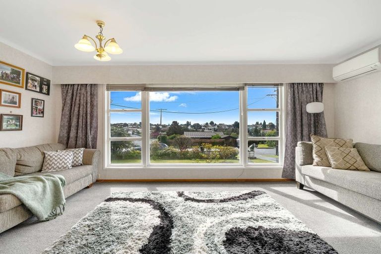 Photo of property in 80 Sutherland Road, Brookfield, Tauranga, 3110