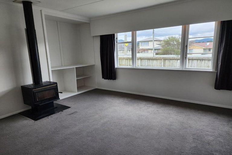 Photo of property in 73 Fraser Street, Wainuiomata, Lower Hutt, 5014