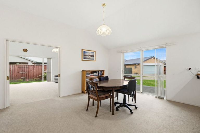 Photo of property in 13 Robert Coup Road, Kaiapoi, 7630