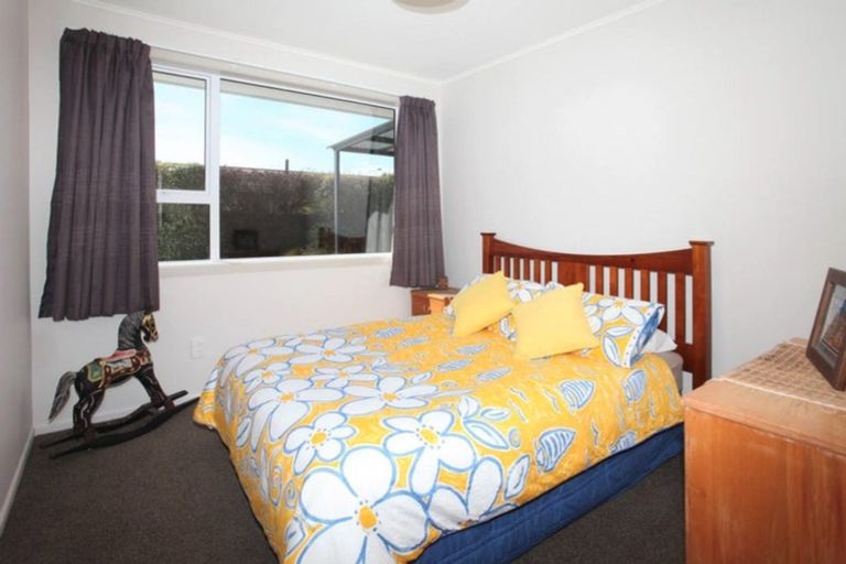 Photo of property in 13 Ruakaka Street, Hornby, Christchurch, 8042