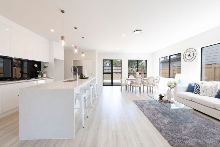 Photo of property in 53 Donegal Drive, Flat Bush, Auckland, 2019