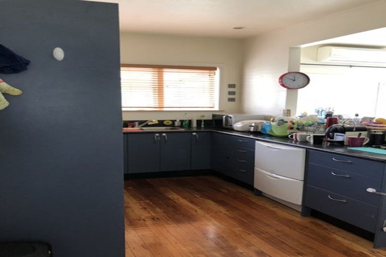 Photo of property in 17 Bauchop Road, Waterloo, Lower Hutt, 5011