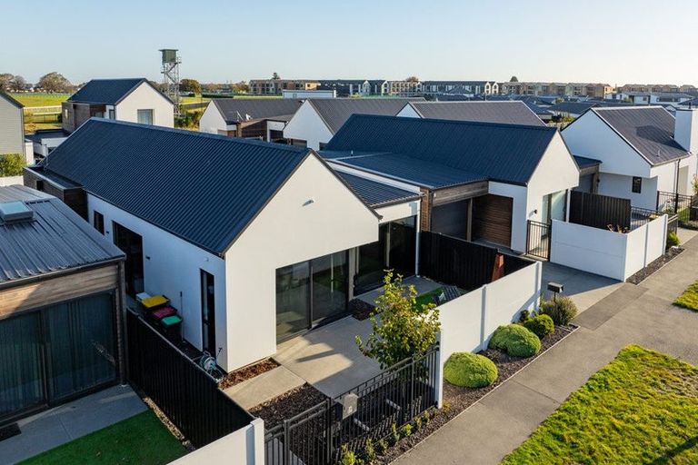 Photo of property in 17 Horoeka Street, Avonhead, Christchurch, 8042