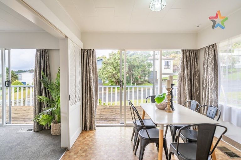 Photo of property in 8 Robson Street, Stokes Valley, Lower Hutt, 5019