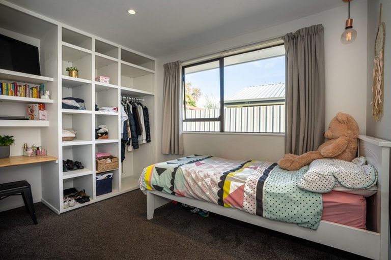 Photo of property in 9 Stacey Place, Woolston, Christchurch, 8062
