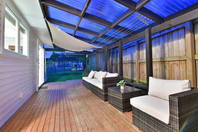 Photo of property in 9 Neptune Avenue, Beach Haven, Auckland, 0626