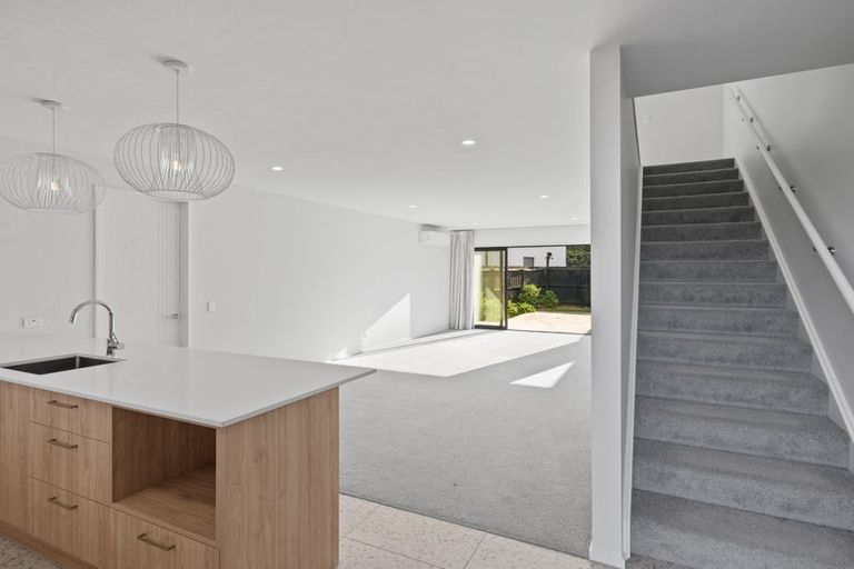 Photo of property in 17 Eminence Drive, Northwood, Christchurch, 8051