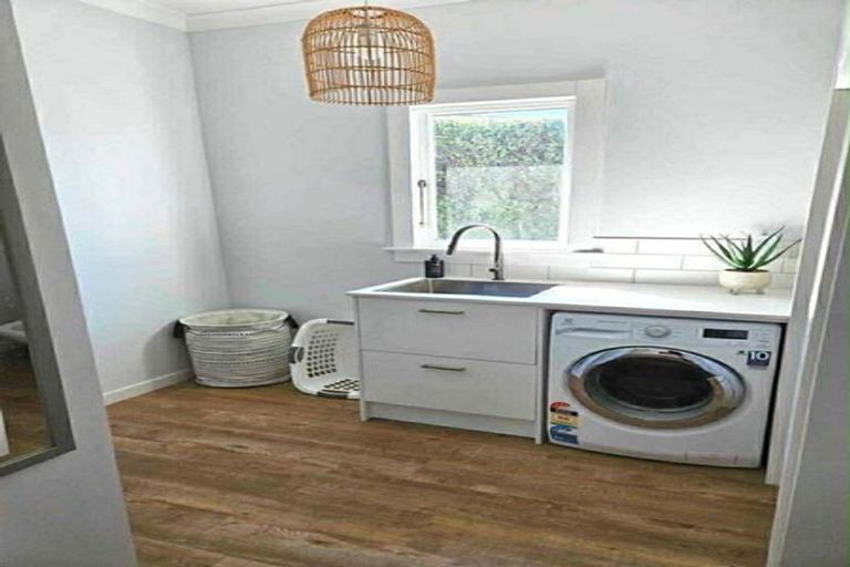 Photo of property in 5 Central Avenue, Gonville, Whanganui, 4501
