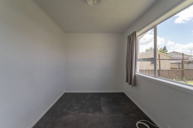 Photo of property in 5b Pollen Crescent, Melville, Hamilton, 3206