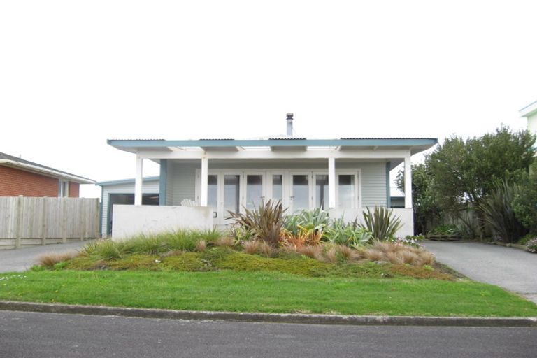Photo of property in 9 Tiromoana Crescent, Bell Block, New Plymouth, 4312