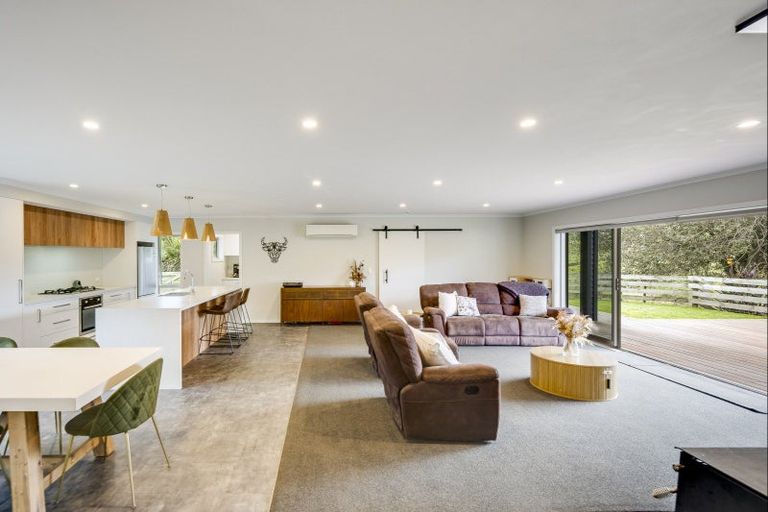 Photo of property in 66 Avery Road, Eskdale, Napier, 4182