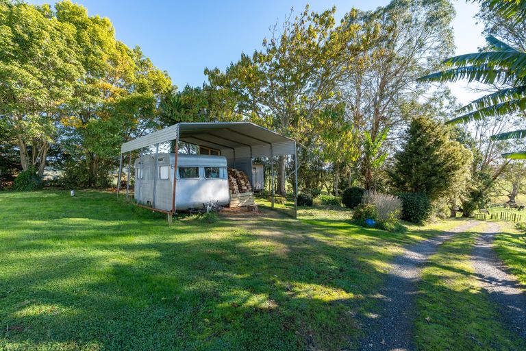 Photo of property in 1524 Te Pahu Road, Karamu, Hamilton, 3285