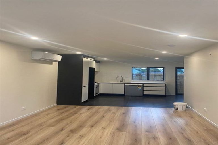 Photo of property in 1/11 Rimu Street, New Lynn, Auckland, 0600