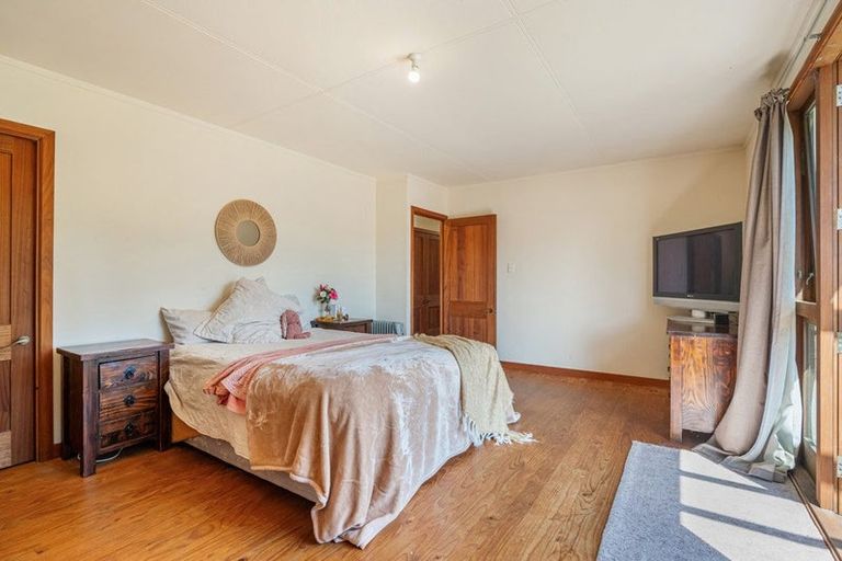 Photo of property in 117 Worrall Road, Kumeu, 0891