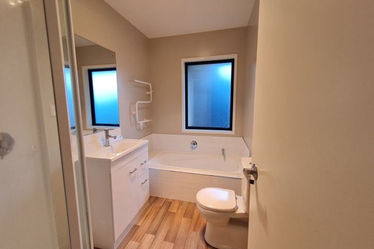 Photo of property in 8 Hannington Way, Rolleston, 7615