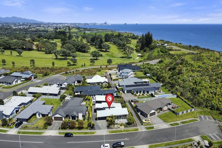 Photo of property in 75 Links Drive, Waiwhakaiho, New Plymouth, 4312