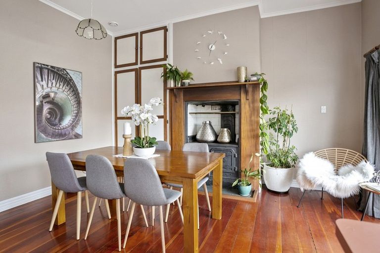 Photo of property in 64 Grey Street, Cambridge, 3434