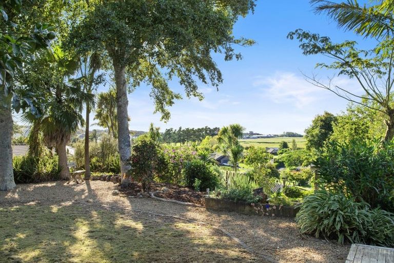 Photo of property in 10 Jenny Lane, Waiuku, 2123