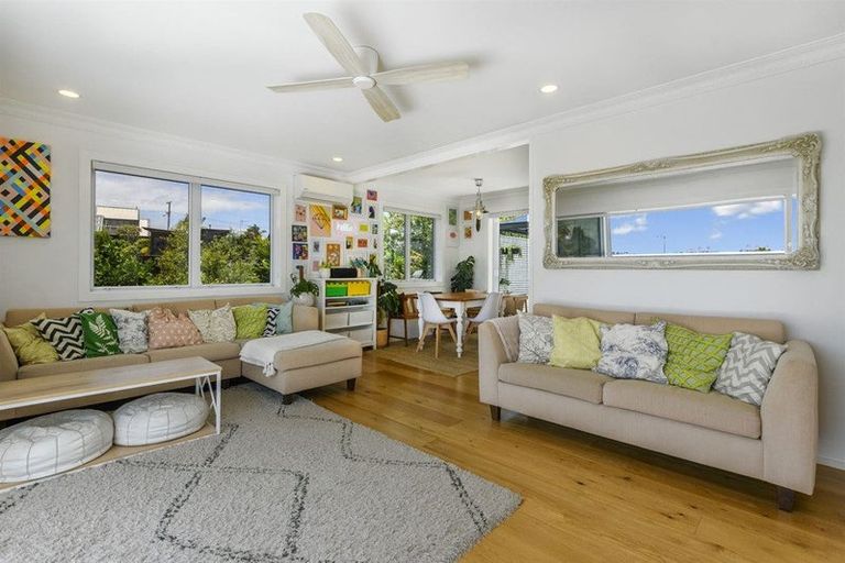 Photo of property in 552 Otumoetai Road, Matua, Tauranga, 3110