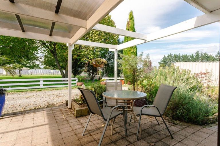 Photo of property in 47 Laws Road, Dannevirke, 4972