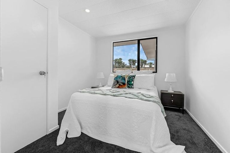 Photo of property in 1/53 Redcrest Avenue, Red Hill, Papakura, 2110