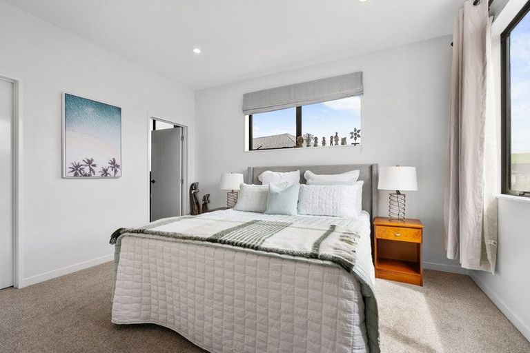 Photo of property in 13 Jack Hawken Lane, Silverdale, 0932