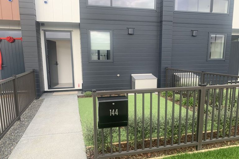 Photo of property in 144 Te Napi Drive, Takanini, Auckland, 2112