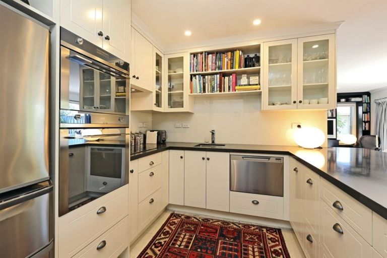Photo of property in 48a Te Aute Road, Havelock North, 4130