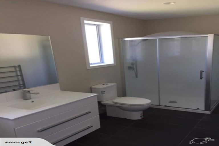 Photo of property in 10 Roche Avenue, Upper Riccarton, Christchurch, 8041
