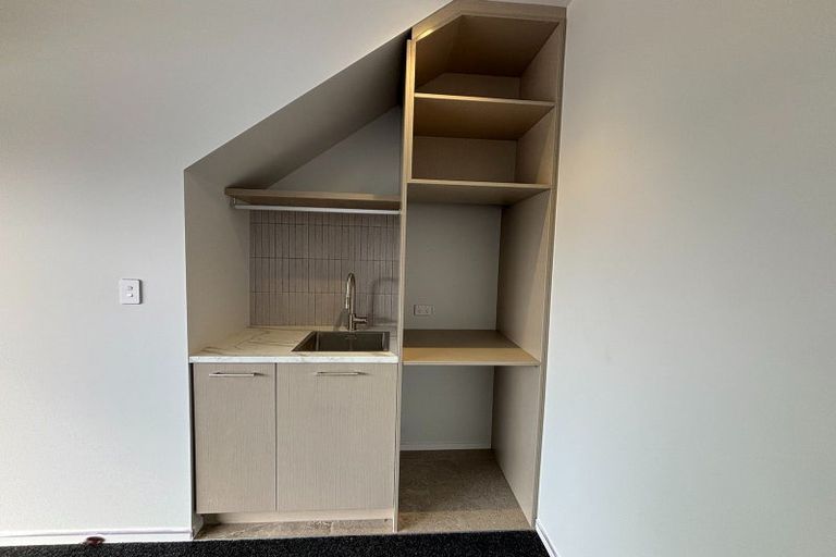 Photo of property in 7 Roa Road, Fendalton, Christchurch, 8041