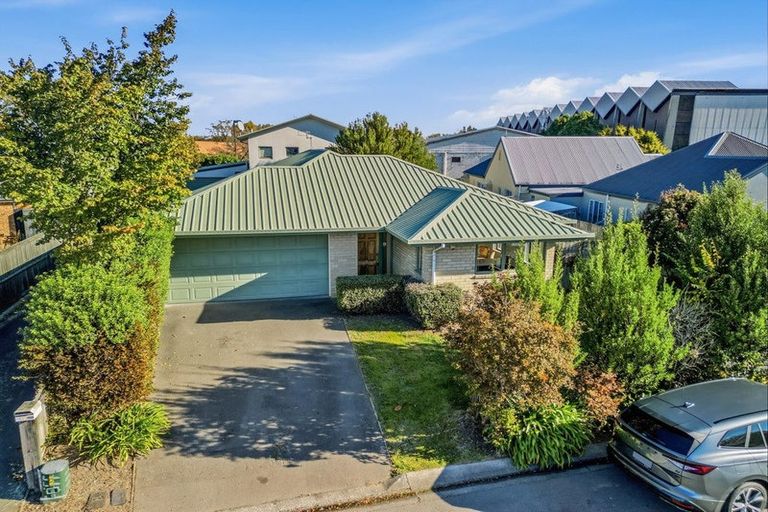 Photo of property in 51 Parade Court, Addington, Christchurch, 8024
