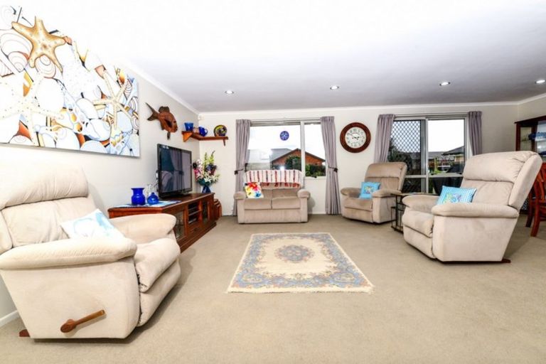 Photo of property in 28 Kelly Road, Cambridge, 3434