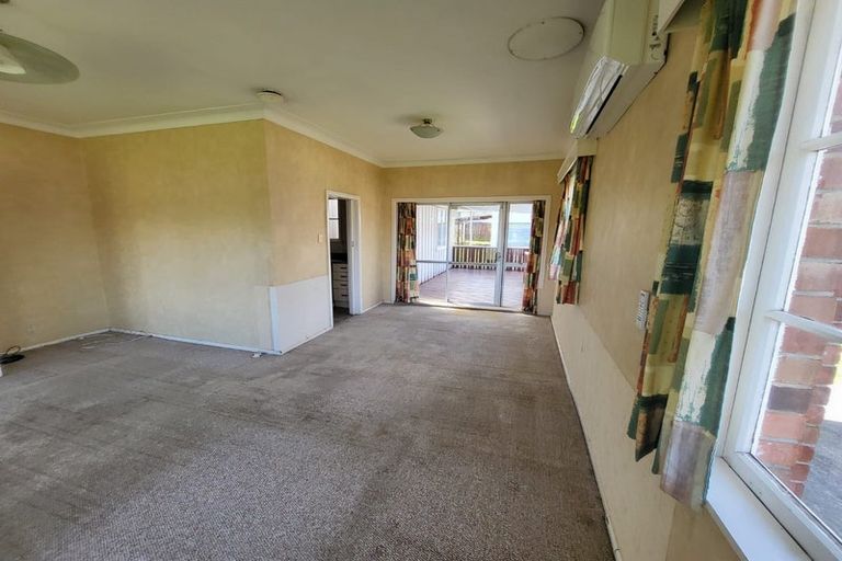 Photo of property in 17 Hill Road, Papatoetoe, Auckland, 2025